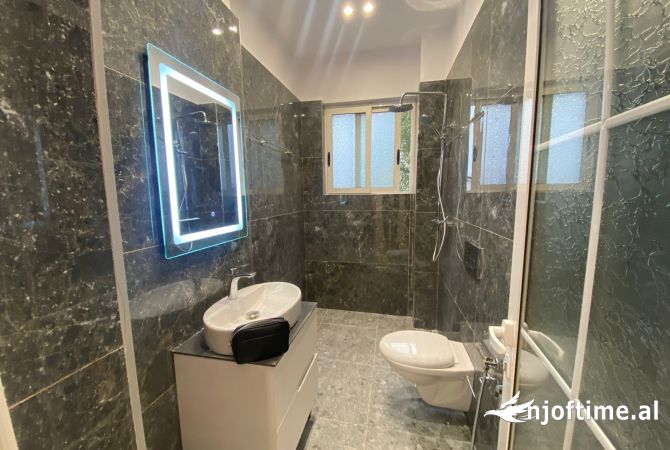Shtepi ne shitje 1+1 ne Tirane - 125,000 Euro