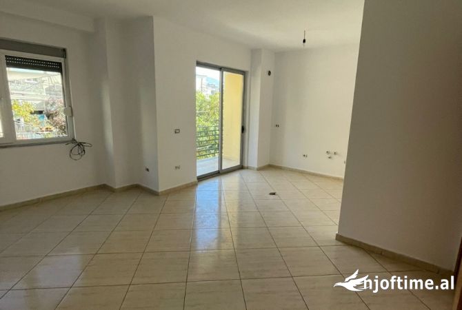 Shtepi ne shitje 2+1 ne Tirane - 138,000 Euro