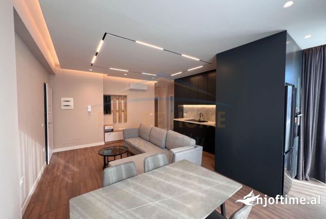 Shtepi me qera 3+1 ne Tirane - 950 Euro