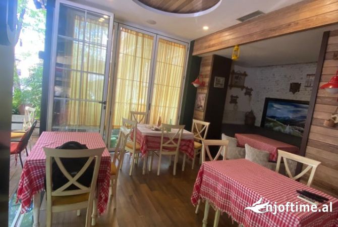 Ambient biznesi ne shitje 2+1 ne Tirane - 160,000 Euro