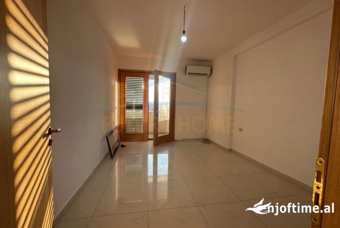 Shtepi ne shitje 2+1 ne Tirane - 185,000 Euro