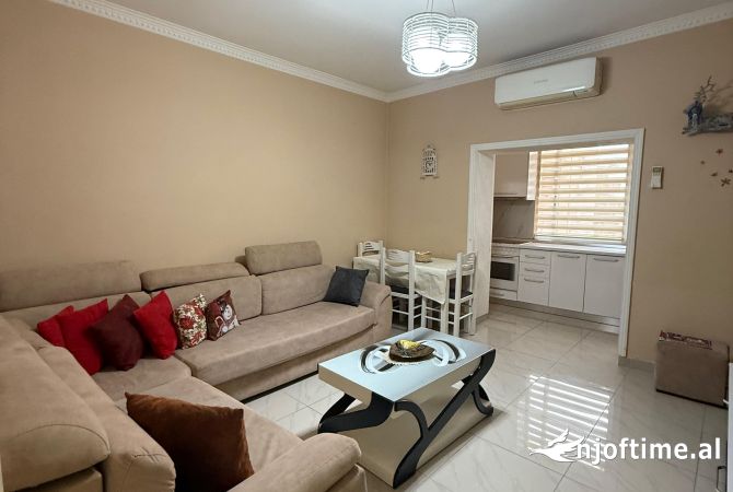 Shtepi ne shitje 1+1 ne Tirane - 110,000 Euro