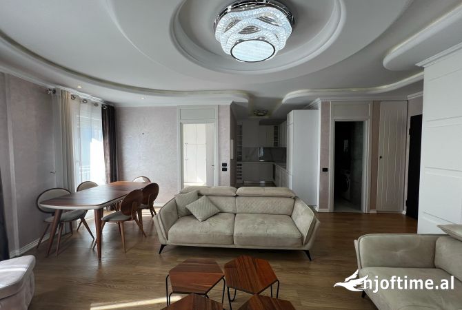 Shtepi me qera 2+1 ne Tirane - 650 Euro