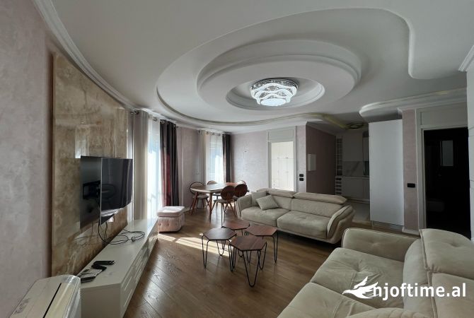 Shtepi me qera 2+1 ne Tirane - 650 Euro