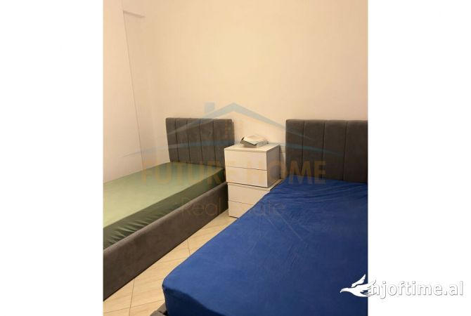Shtepi me qera 2+1 ne Tirane - 450 Euro