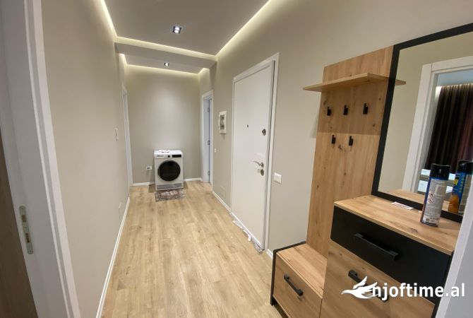 Shtepi me qera Apartament ne Tirane, 2+1, Mobilimi E mobiluar, Pagesa 700  Euro.