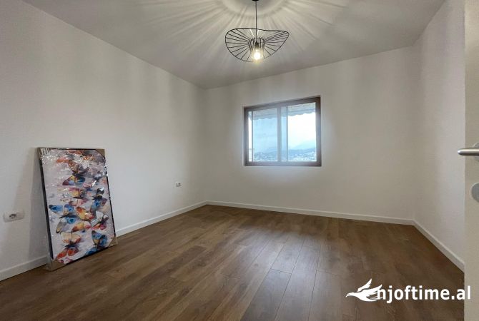 Shtepi ne shitje 2+1 ne Tirane - 118,000 Euro