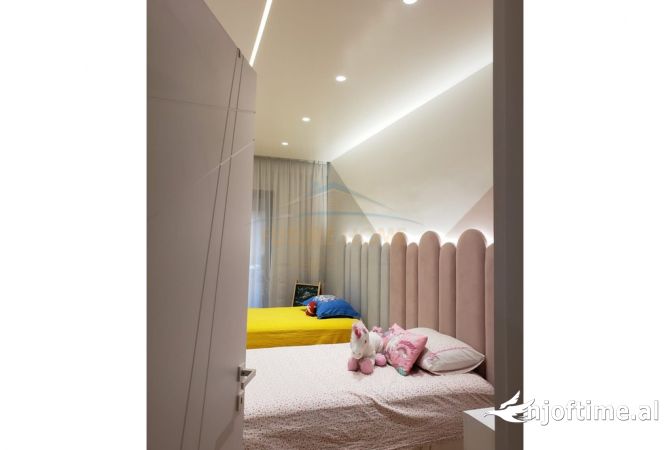 Shtepi ne shitje 2+1 ne Tirane - 250,000 Euro