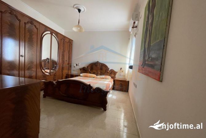 Shtepi me qera 2+1 ne Tirane - 550 Euro