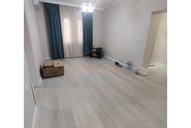 Shtepi me qera 3+1 ne Tirane - 750 Euro