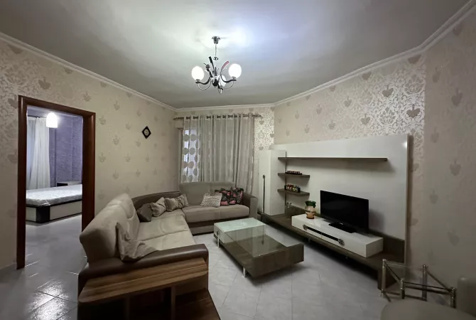 Shtepi me qera 2+1 ne Tirane - 550 Euro