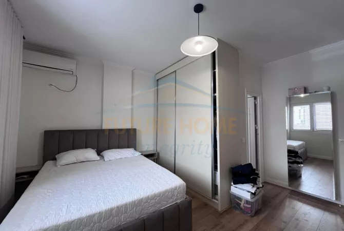 Shtepi me qera Apartament ne Tirane, 2+1, Mobilimi E mobiluar, Pagesa 800  Euro.