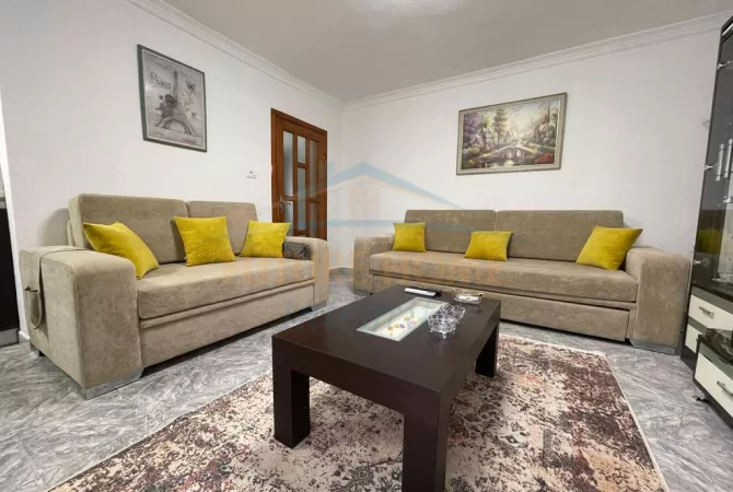 Shtepi me qera 1+1 ne Tirane - 450 Euro