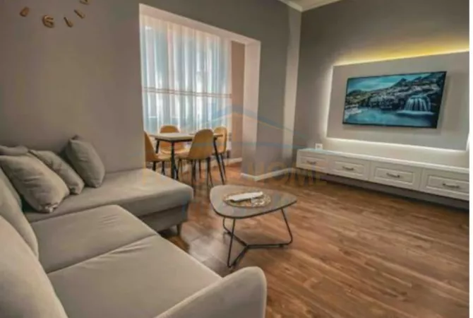 Shtepi ne shitje 1+1 ne Tirane - 127,000 Euro