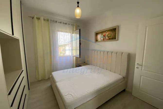Shtepi ne shitje Apartament ne Tirane, 2+1, Mobilimi E mobiluar, Pagesa 135,000  Euro.
