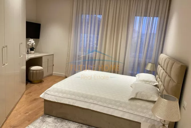 Shtepi ne shitje Apartament ne Tirane, 2+1, Mobilimi E mobiluar, Pagesa 385,000  Euro.