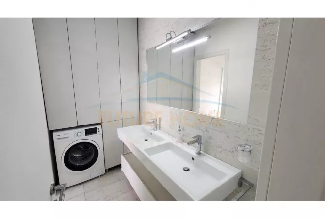 Shtepi me qera 2+1 ne Tirane - 700 Euro