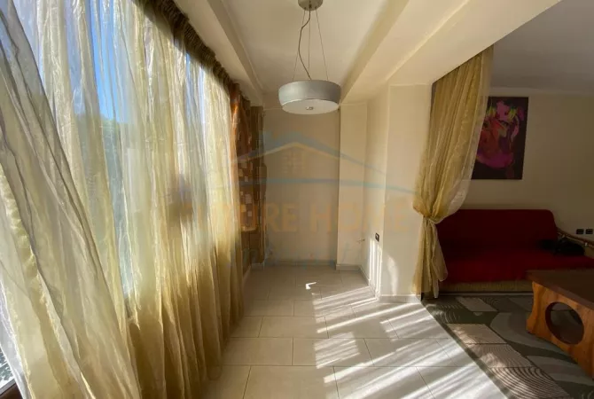 Shtepi me qera 2+1 ne Tirane - 600 Euro