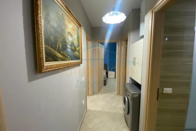 Shtepi me qera Apartament ne Tirane, 2+1, Mobilimi E mobiluar, Pagesa 700  Euro.