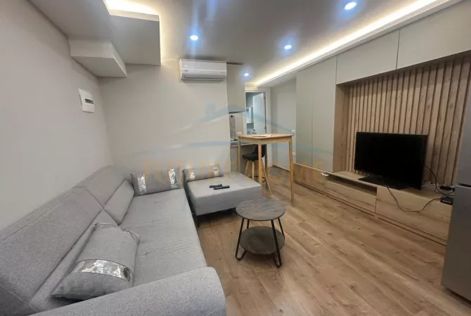Shtepi me qera 1+1 ne Tirane - 60,000 Leke