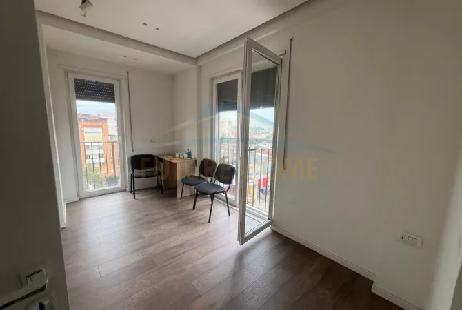 Casa in vendita 3+1 a Tirana - 300,000 Euro