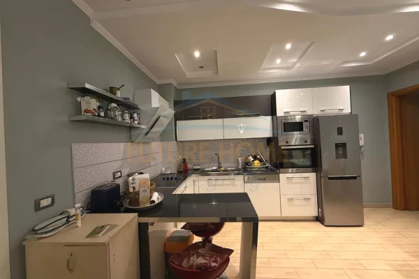 Shtepi ne shitje 2+1 ne Tirane - 235,000 Euro