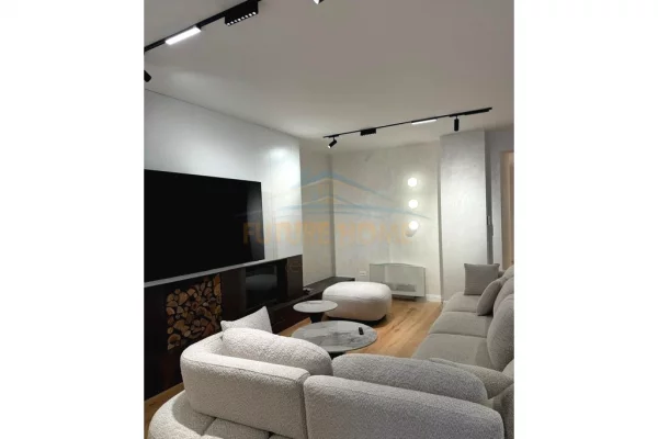 Shtepi ne shitje 3+1 ne Tirane - 680,000 Euro