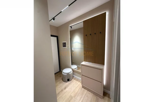 Shtepi ne shitje Apartament ne Tirane, 2+1, Mobilimi E mobiluar, Pagesa 315,000  Euro.