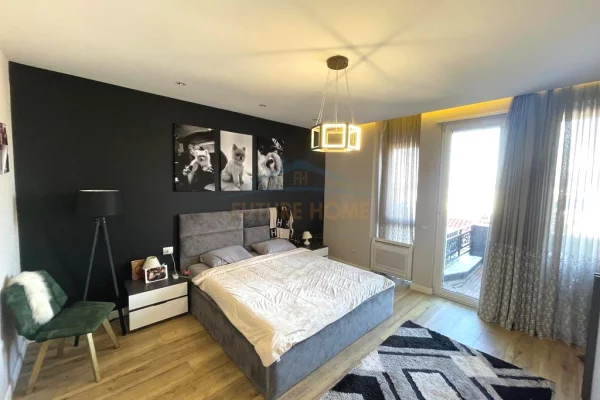 Shtepi ne shitje Apartament ne Tirane, 2+1, Mobilimi E mobiluar, Pagesa 285,000  Euro.