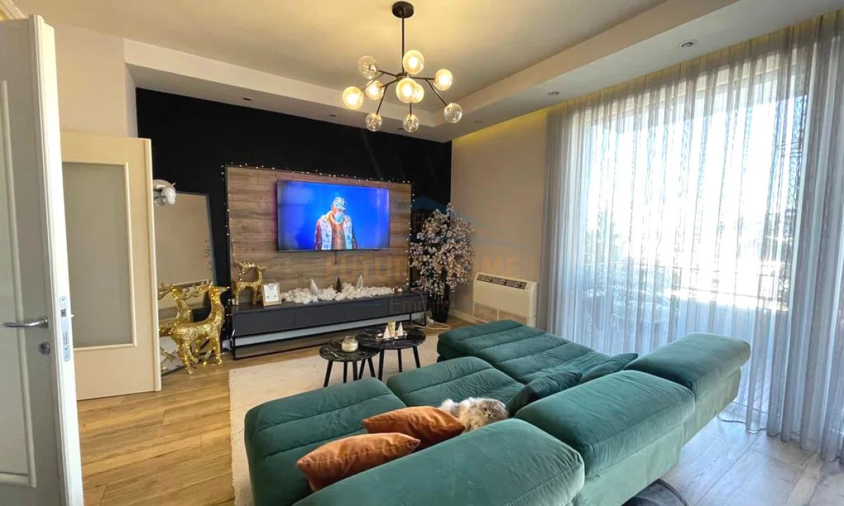 Shtepi ne shitje Apartament ne Tirane, 2+1, Mobilimi E mobiluar, Pagesa 285,000  Euro.