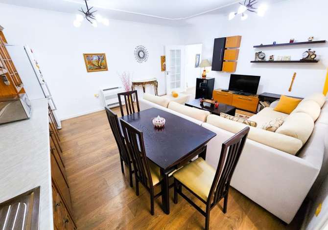 Shtepi me qera 2+1 ne Tirane - 800 Euro