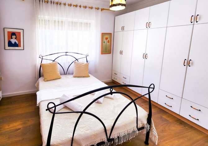 Shtepi me qera 2+1 ne Tirane - 800 Euro