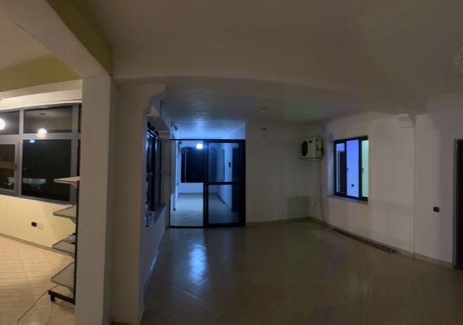 Vile 3-kateshe per qera siperfaqa totale 486m ndertim 