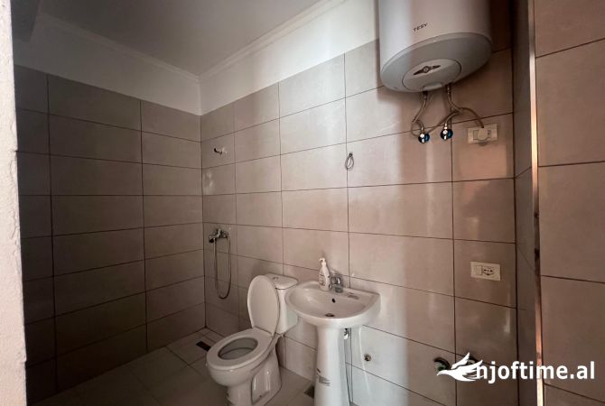 Shtepi ne shitje 1+1 ne Tirane - 78,000 Euro