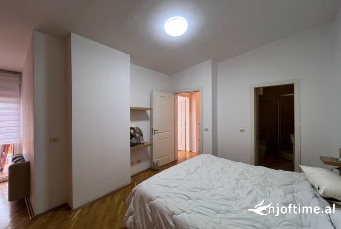 Shtepi me qera 2+1 ne Tirane - 800 Euro