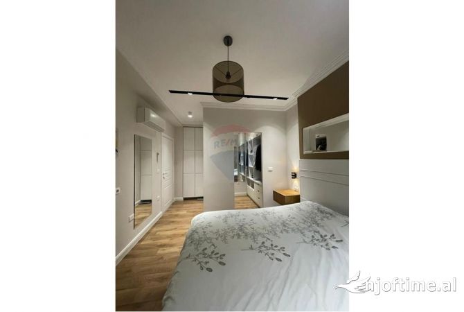 Shtepi me qera 2+1 ne Tirane - 700 Euro