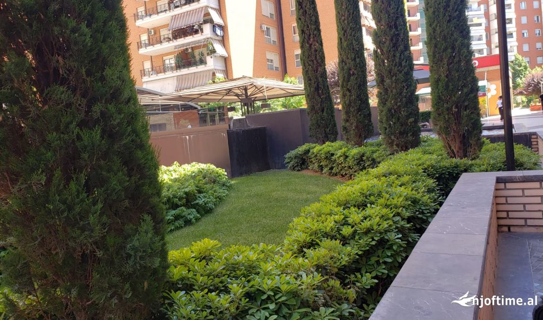 Shtepi me qera Apartament ne Tirane, 2+1, Mobilimi E mobiluar, Pagesa 1,200  Euro.