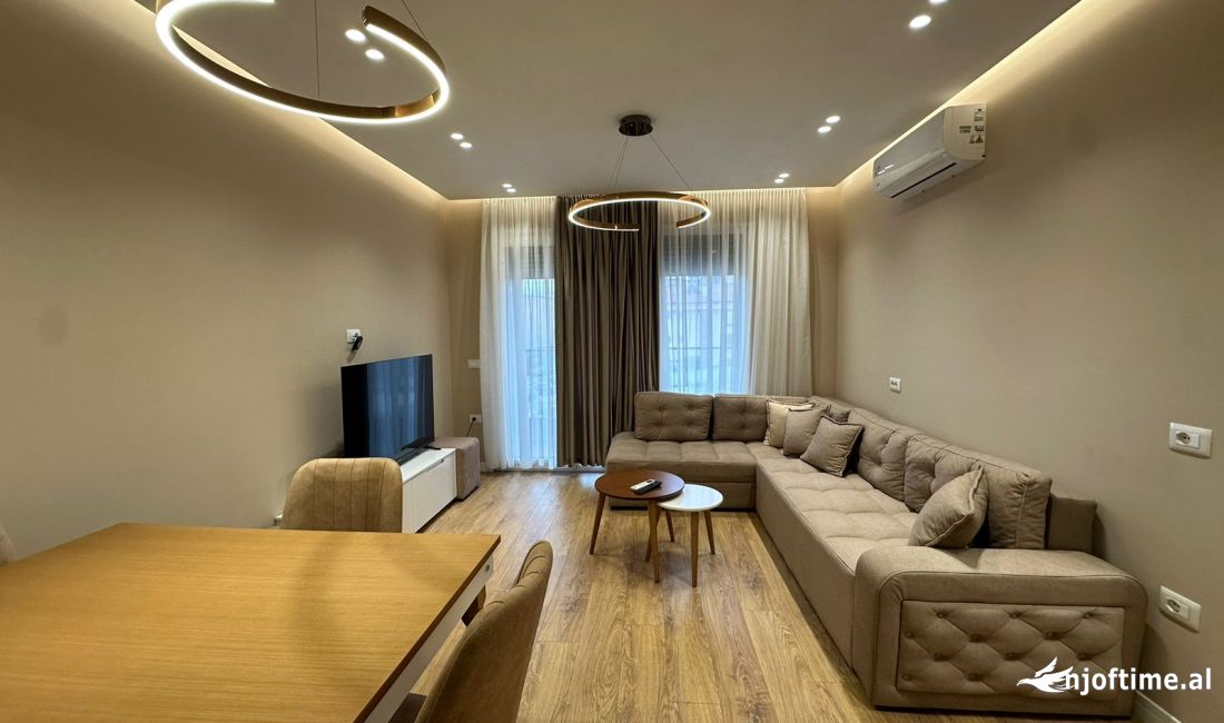 Shtepi me qera Apartament ne Tirane, 2+1, Mobilimi E mobiluar, Pagesa 1,200  Euro.