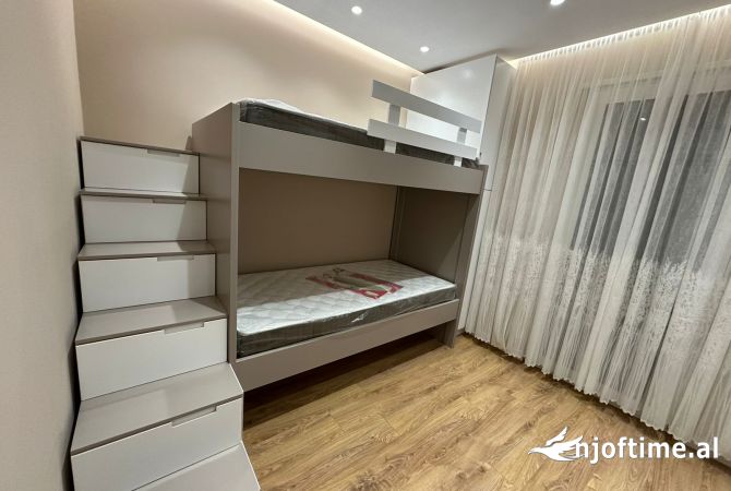 Shtepi me qera Apartament ne Tirane, 2+1, Mobilimi E mobiluar, Pagesa 1,200  Euro.