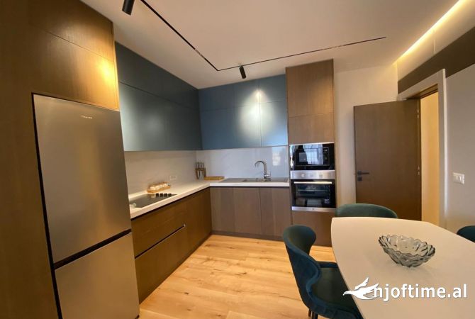 Shtepi me qera Apartament ne Tirane, 2+1, Mobilimi E mobiluar, Pagesa 600  Euro.