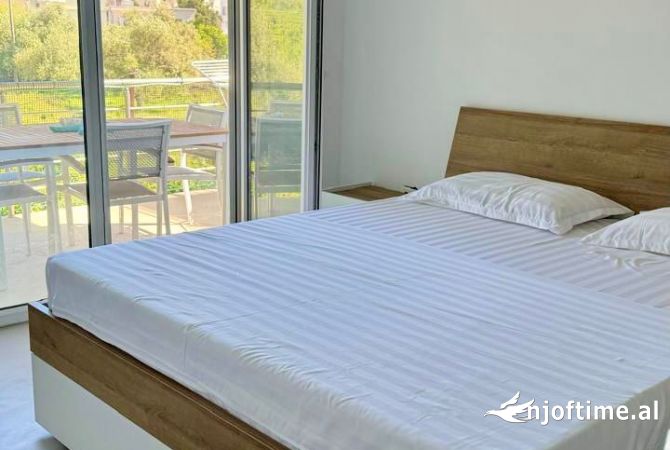 Shtepi ne shitje 1+1 ne Himare - 180,000 Euro