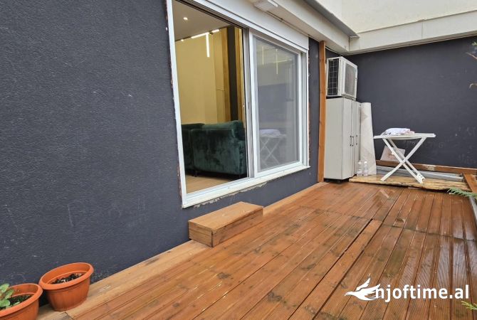 Shtepi me qera Apartament ne Tirane, 1+1, Mobilimi E mobiluar, Pagesa 550  Euro.