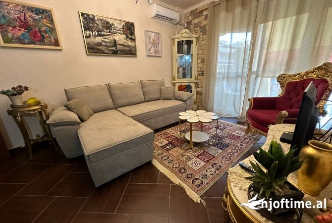Shtepi ne shitje 1+1 ne Tirane - 175,000 Euro