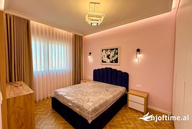 Shtepi me qera Apartament ne Tirane, 2+1, Mobilimi E mobiluar, Pagesa 700  Euro.