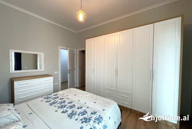 Shtepi me qera 2+1 ne Tirane - 800 Euro