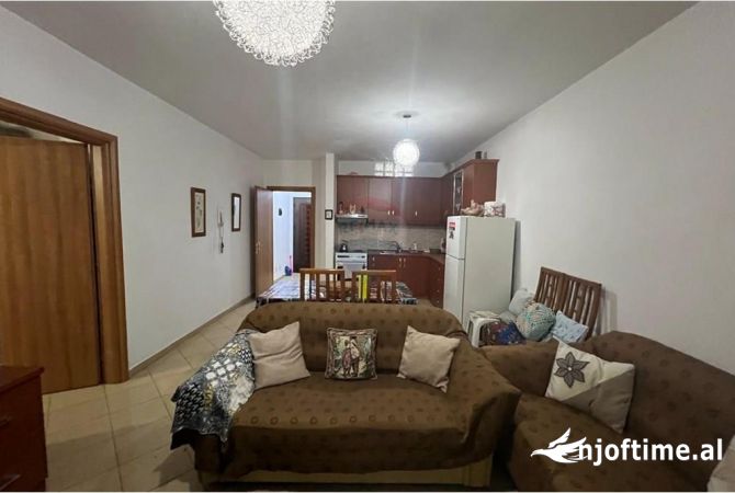 Shtepi ne shitje 1+1 ne Tirane - 97,000 Euro