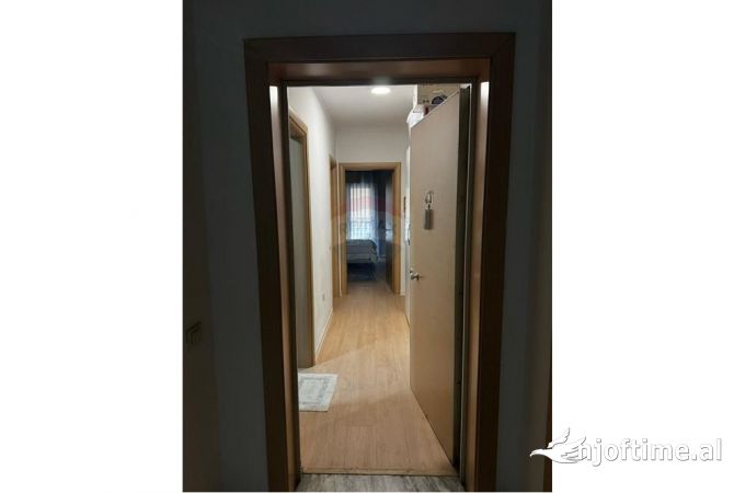 Shtepi ne shitje 1+1 ne Tirane - 149,000 Euro