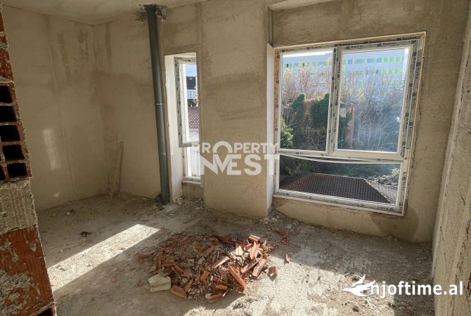 Shtepi ne shitje 2+1 ne Tirane - 142,000 Euro