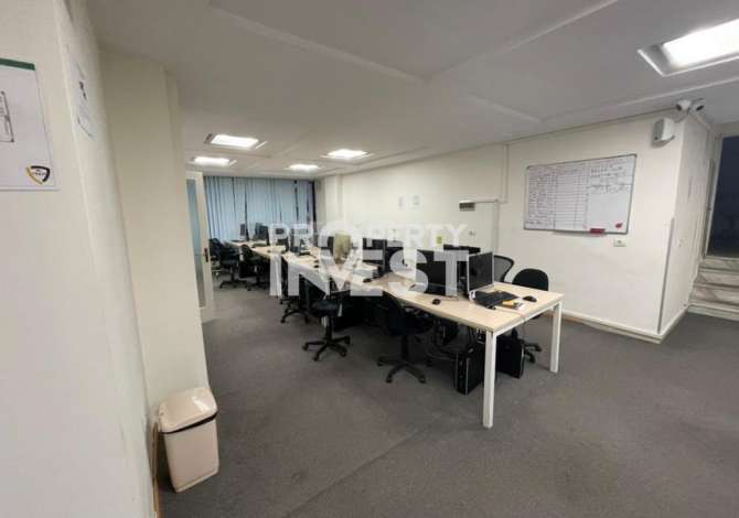 Ambient biznesi me qera 3+1 ne Tirane - 3,500 Euro
