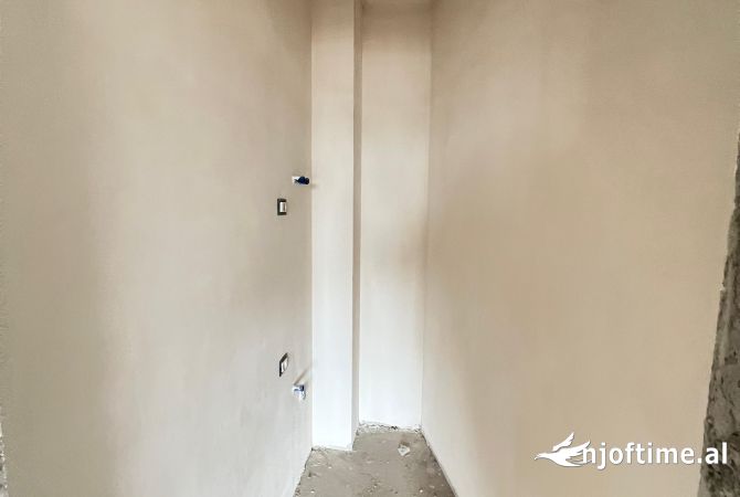 Shtepi ne shitje 1+1 ne Tirane - 130,000 Euro